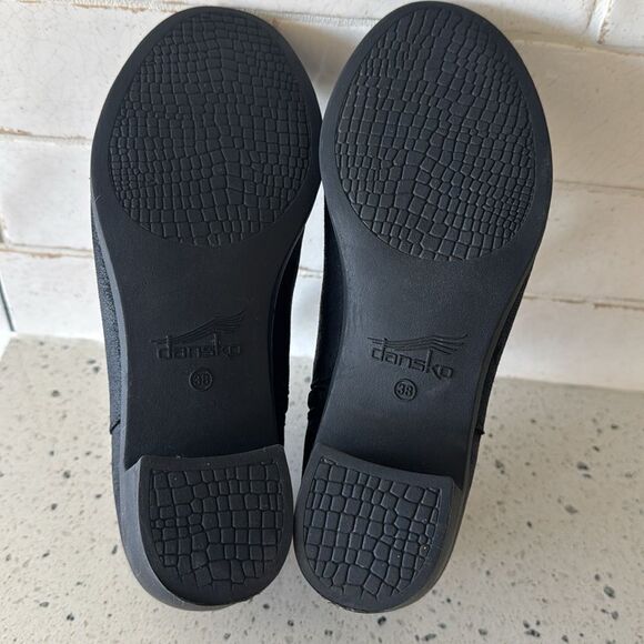 Dansko Women's Size 38 Leather Black Ankle Booties Boots Side Zip Closure EUC - Picture 8 of 12